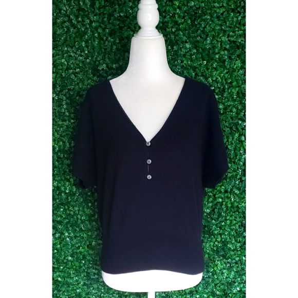 44. J.Crew Featherweight cashmere V-neck T-shirt - Picture 4 of 7